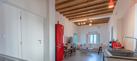Deluxe One-Bedroom Apartment with Sea View and Terrace