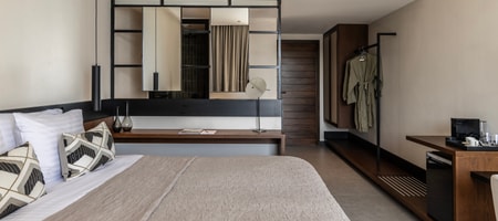 Superior Suite Partial sea view