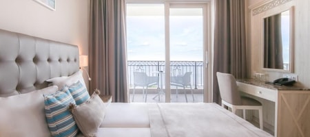 Classic Double Sea View