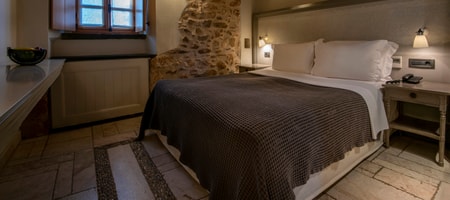 Manor Room