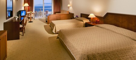 Kipriotis Panorama Hotel & Suites | Junior Suite Side Sea View