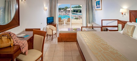 Kipriotis Maris Suites- Superior Twin/Double