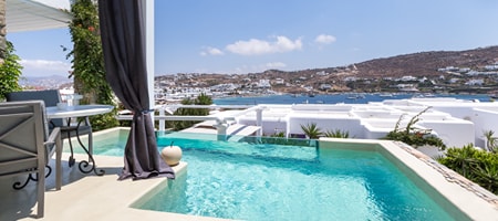 Suite with Pool