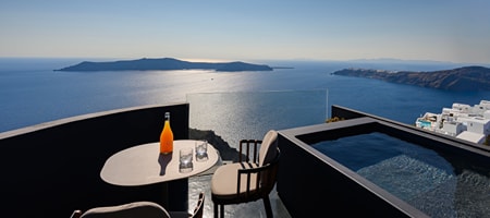 Honeymoon Suite Sunset View with Outdoor Hot Tub & Indoor Plunge Pool