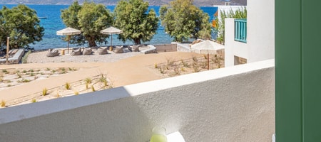 Beachfront Boutique House (OLIVE)