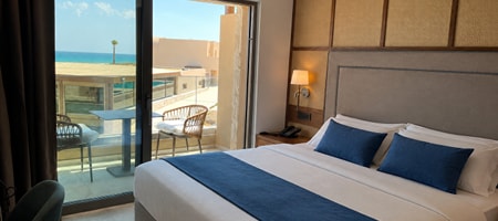 Luxury Suite Open plan - Sea View Sharing Pool