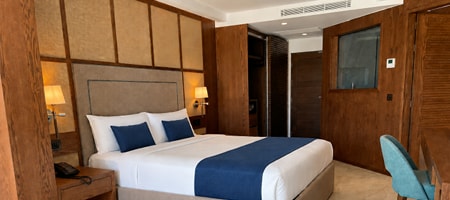 Prestige Suite 2 Bedrooms - Pool View & Sharing Pool