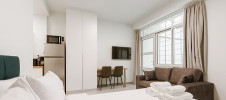 Snug studio apartment with pvt garden access I