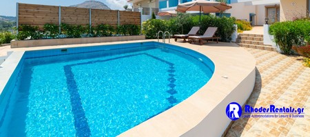 Apartment with Private Pool and Sea View