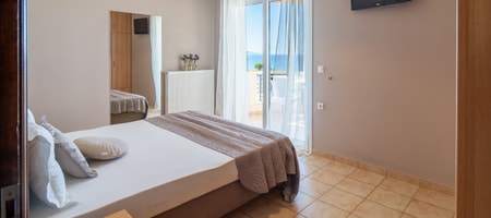 4 Bedroom Villa with Private Pool