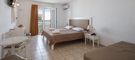 Triple Room with Garden View