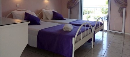 Amorossa - 2BD Apt Upper Floor
