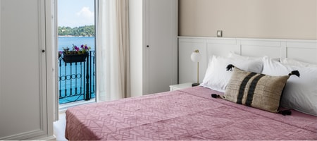Fotiadis Family Luxury Suites - OneBedroom Suite with Balcony