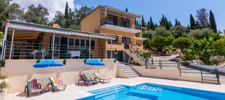 Ipsos Pool Elena & Maria 2-Bedroom Apt