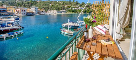 Loggos Panoramic Views Electra