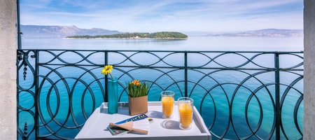 Luxury Seaview Suite Mouragia