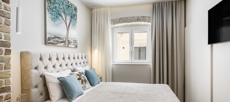 Petite Palace Apartment