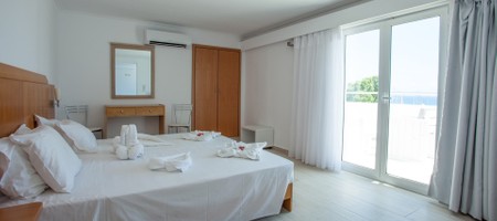 Suite with Sea View