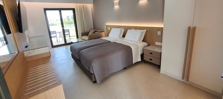 Superior Room with Garden View
