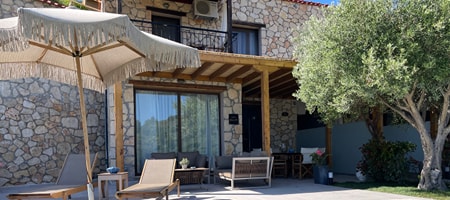 Villa with Private Pool & Sea View-Capacity 6