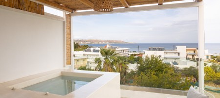 Executive Suite with Outdoor Jacuzzi 35m²