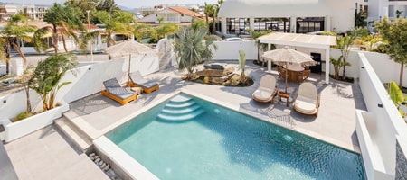 Premium Private Pool Loft Suite 60m²