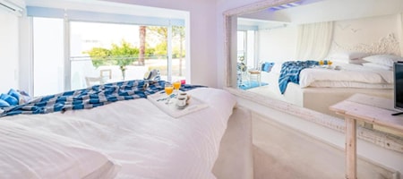 Suite with Private Pool