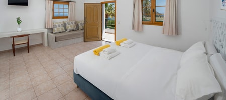 Triple Studio With Pool View