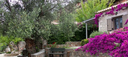 Two-room house with mountain-sea view - no.3 - 60m2 (2 adults)