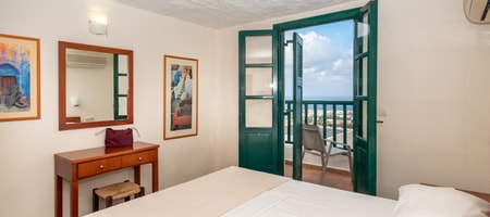 Classic 2 Bedroom Sea View Apartment