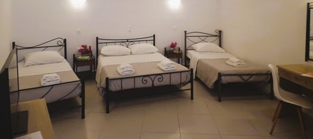 Cave Quadruple  Room