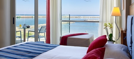 Kyma Suites Beach Hotel