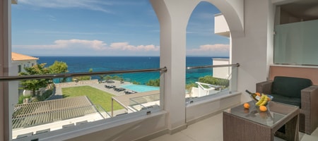 Deluxe Suite | Sea View [55 m²]