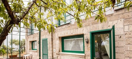 Standard Double Room with Private Garden