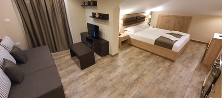 Deluxe Triple Attic room with balcony