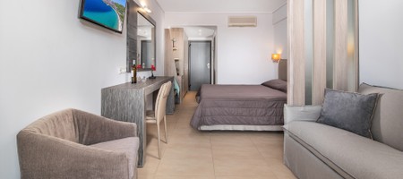 Deluxe Double Sea Side View