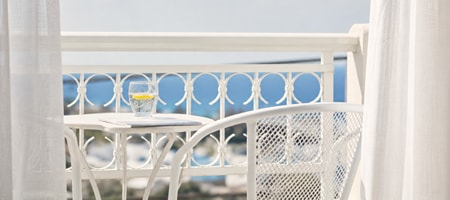 Sea View Suite with Indoor Jacuzzi  Max 3 adults | Sea View | queen-size round bed | 33 sq.m