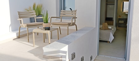Step-Down Economy Room