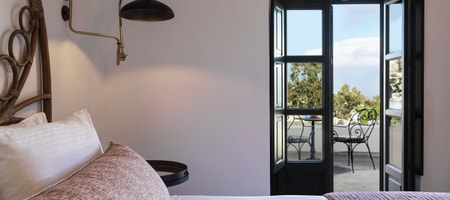ESTATE MANSION TWO BEDROOM SUITE