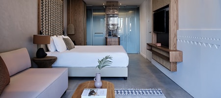 Superior Room Garden Level with Private Pool