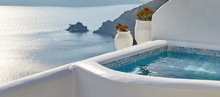 Senior Villa with Outdoor Plunge Pool and Caldera View