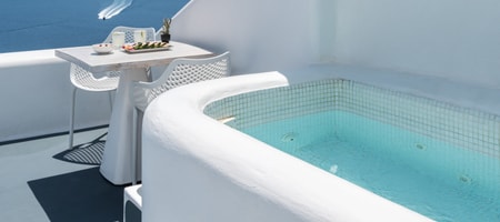 Junior Suite with Outdoor Hot Tub and Caldera View