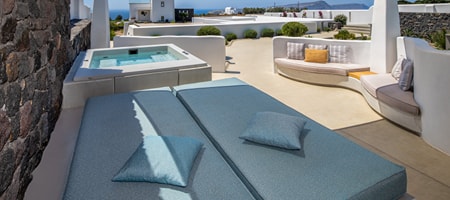 Executive Two Bedroom Suite with Outdoor Jetted Tub