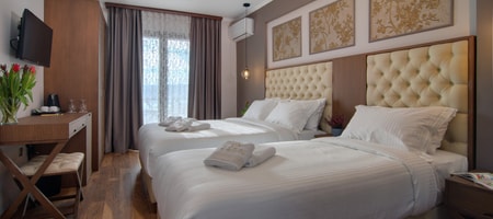 Deluxe Triple Rooms Lake View