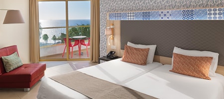 Deluxe Room Sea View with Executive Family Lounge Access