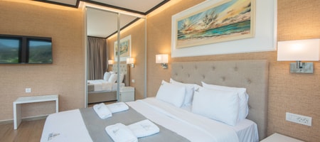 Junior Suite with Mountain or Pool View & Outdoor Jetted Tub