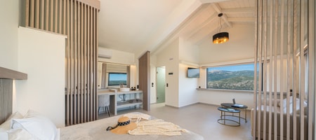 Lux Suite with Sea-Lagoon View
