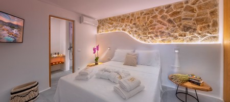 Junior Budget Suite