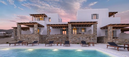 Villa for 7 Couples with Private Outdoor Pool