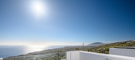 Honeymoon Suite with Outdoor Hot Tub & Sea View